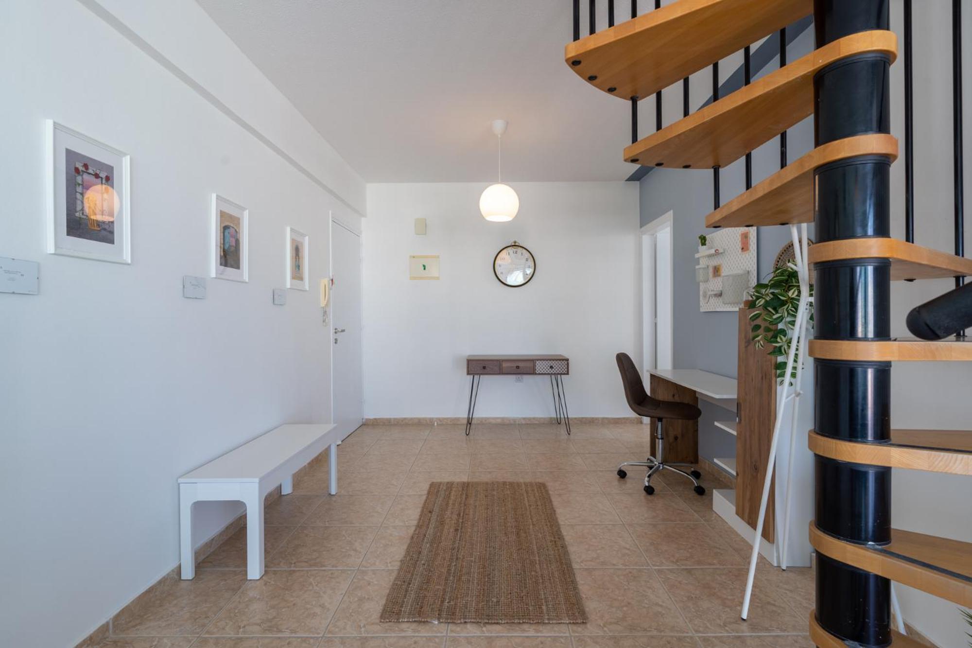 Апартаменты Chloris 3- Bedroom W/pool In *